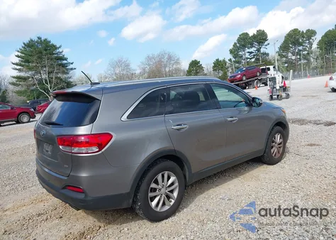 2017 Kia Sorento 2.4L Lx из США, поврежденный, VIN 5XYPG4A35HG244825
